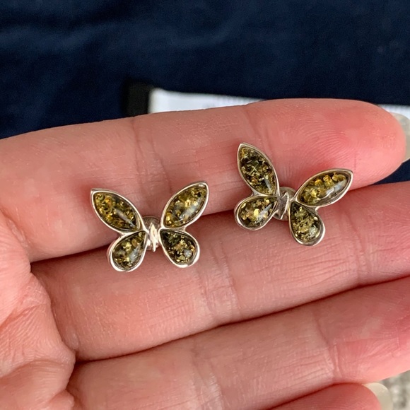 Genuine Baltic Amber Butterfly 🦋 Earrings - Picture 5 of 7